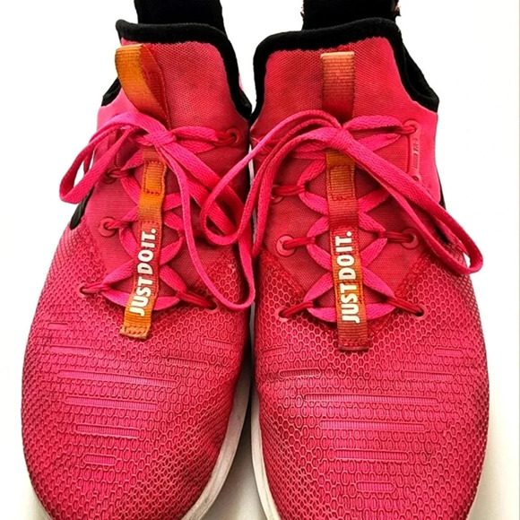 Nike Womens Free TR 8 Training Sneakers Shoes Laser Fuchsia/Black/White, sz 9 - Picture 2 of 13